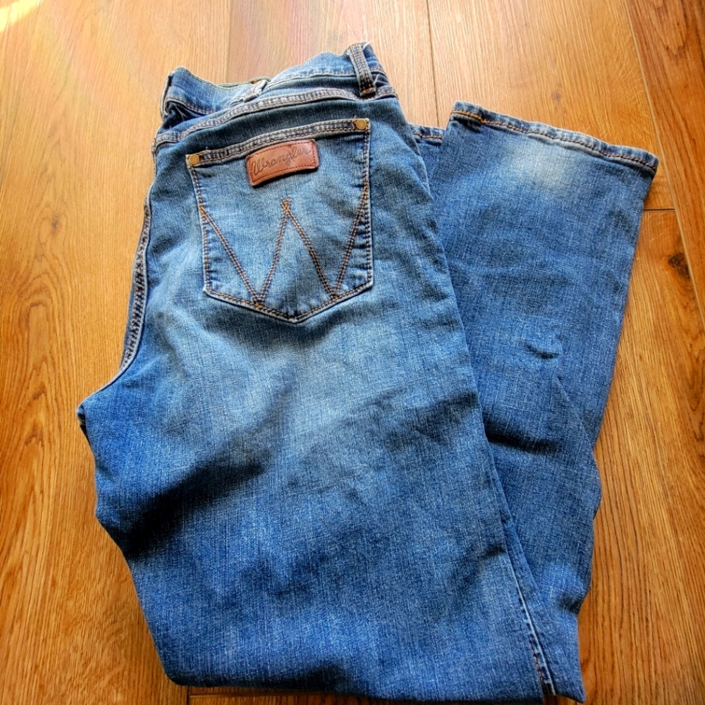 Wrangler Men's Blue Jeans